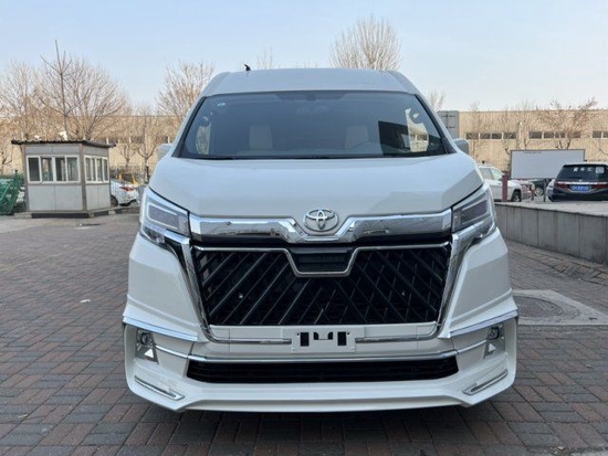 23款丰田海狮3.5L商务动力澎湃稳定出行