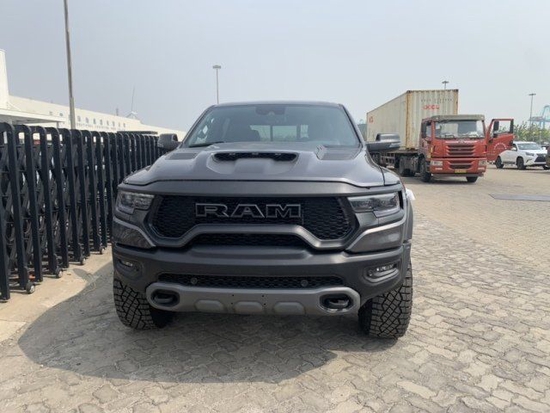 23款霸王龙6.2L天津港现车最新行情报价