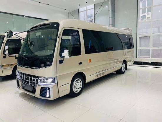 丰田考斯特7座内饰 移动房车底价大促