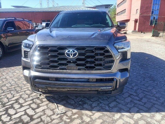 23款丰田红杉3.5T混动铂金版 最新报价