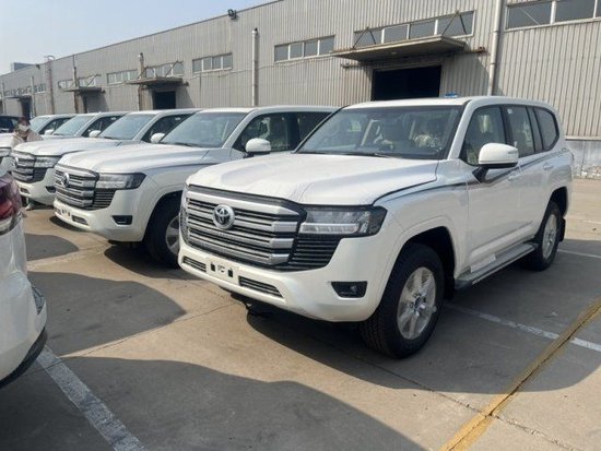 23款丰田酷路泽4000西安现车冰点降价