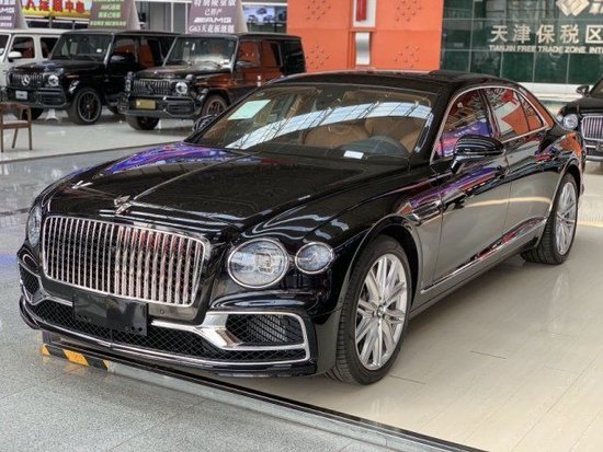 23款宾利飞驰4.0T五座港口现车优惠15万