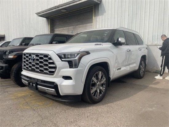 2023款全新丰田红杉3.5T首付最低可20%