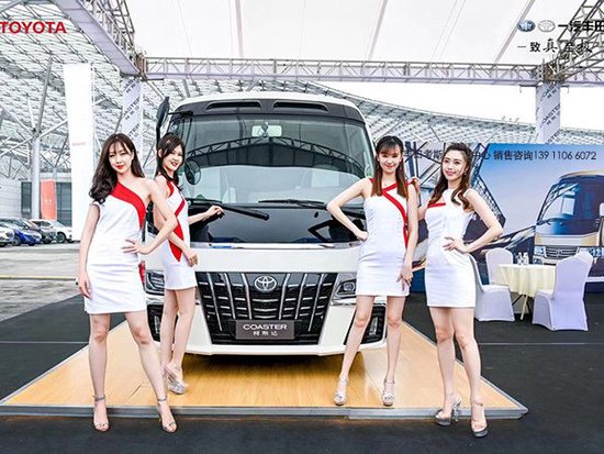 2023款丰田考斯特商务车12座价格表