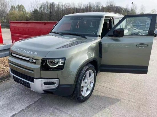 23款路虎卫士柴油 保税区购车超合适