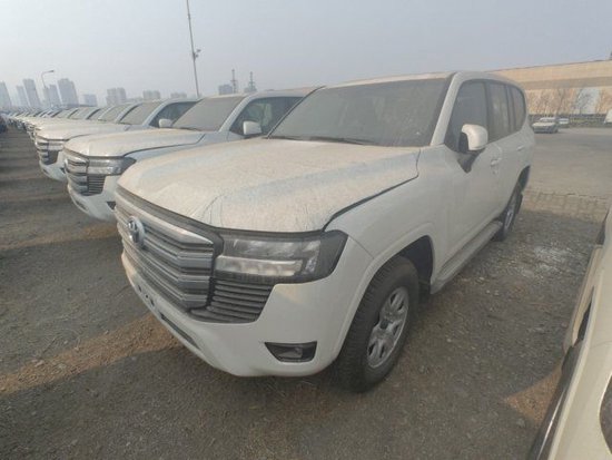 22款丰田酷路泽LC300柴油3.3T 可预定