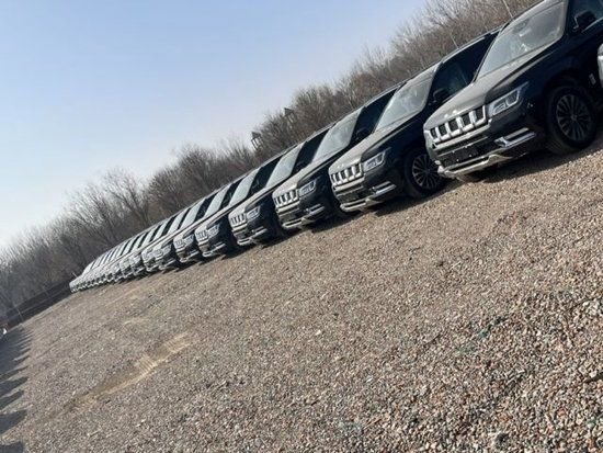 北京BJ90本月热销现车 30万起手续齐全