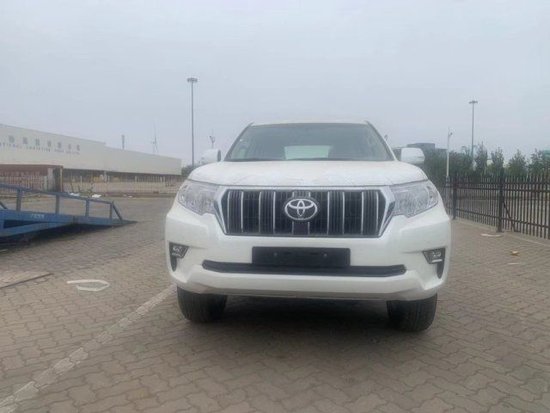 23款丰田霸道4000EXR 港口现车64万促销