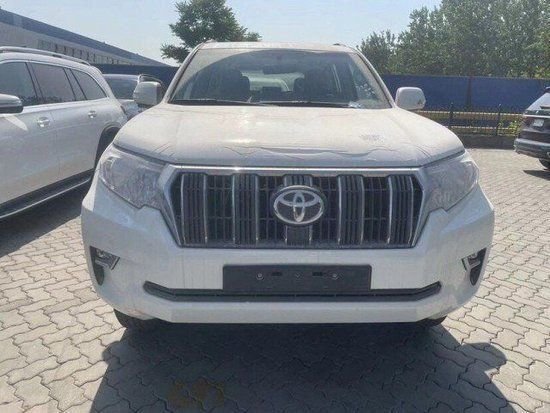 全新23款丰田霸道4000迪拜版19轮落地价