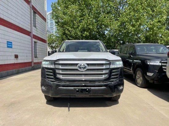 23款酷路泽LC300天津618特惠促销进行中