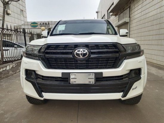 21款V8陆巡5700VXE极限运动现车多少钱