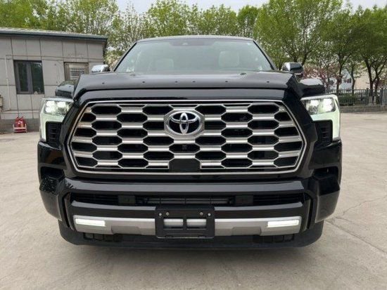 天津港购买丰田红杉详细介绍以及报价