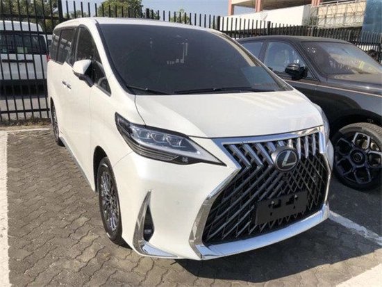 雷克萨斯LM300商务MPV 现车135万促销价