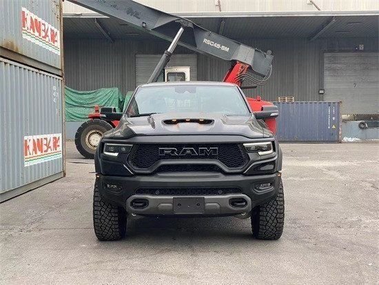 道奇公羊霸王龙2级包 90多万惠购送大礼