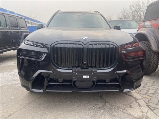 宝马X7价格85万起 港口直营 特惠七月