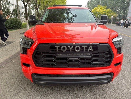 23款丰田红杉3.5TT报价 现车售价95万起