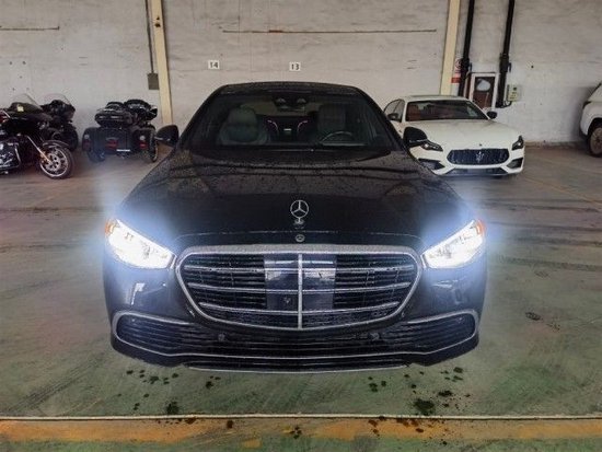 22款美规奔驰S580豪华商务 带着完美动力