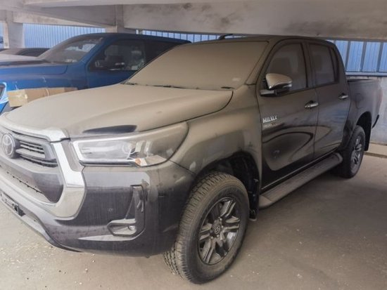 22款丰田海拉克斯2.8T 本家一手40万起