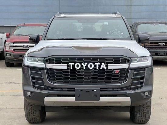 22款丰田酷路泽LC300运动版 现车多台