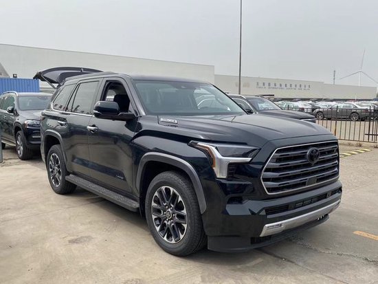 23款丰田红杉混动省油越野现车报价优惠