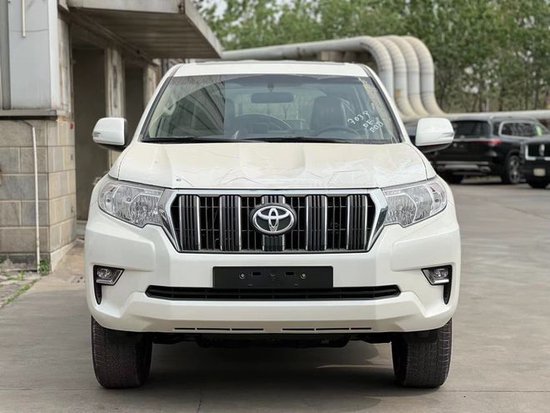 越野SUV销冠 23款丰田霸道4000现车实拍