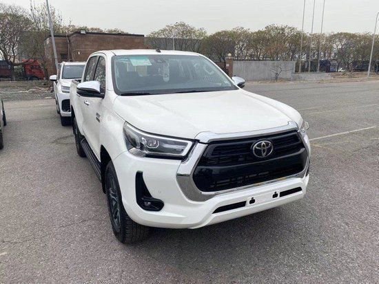 23款丰田海拉克斯柴油2.8T中东版41万提