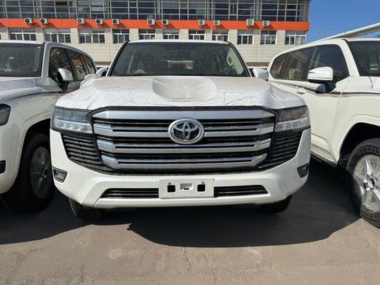 全新2023款丰田酷路泽4000港口现车78万