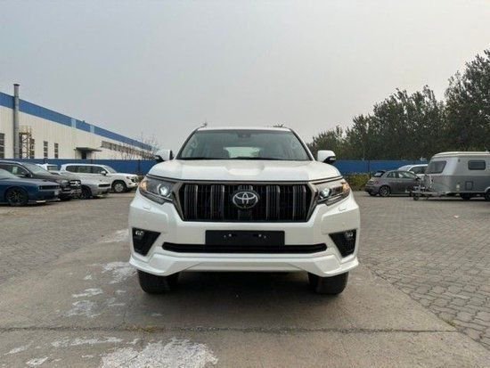 2023款中东版丰田霸道4000现车63万起售