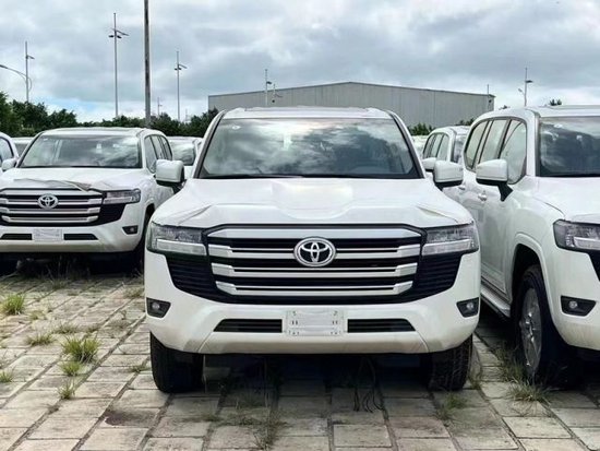 丰田酷路泽LC300直发 多台现车特价销售