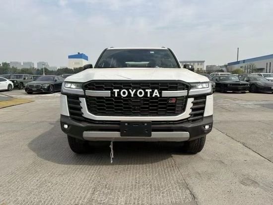 22款丰田酷路泽LC300柴油3.3T超优惠价