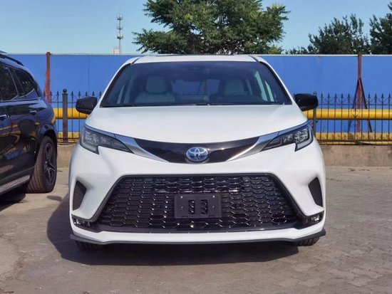 22款丰田塞纳2.5L油电混四驱 给力大促