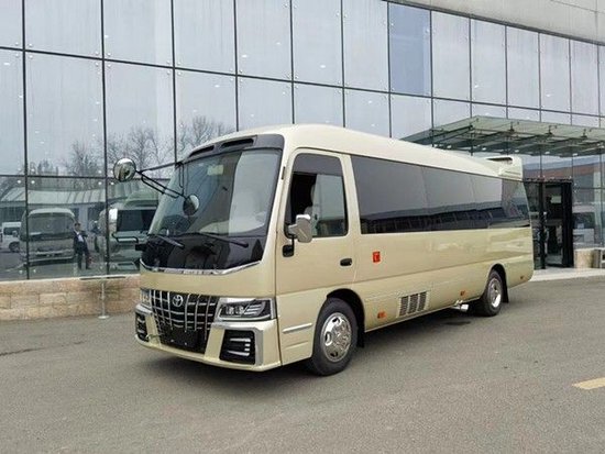 丰田考斯特12座中巴车 现车优惠大促销