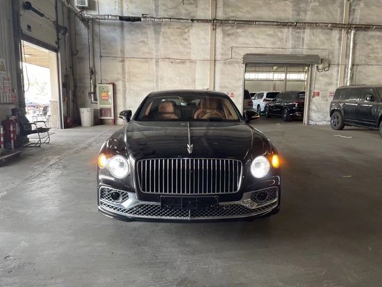 23款宾利飞驰4.0T雅度版V8最新报价