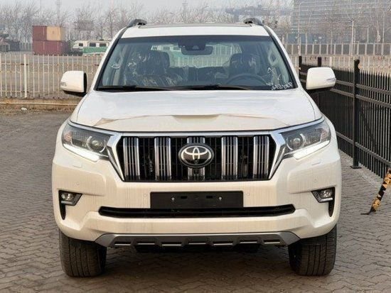 23款丰田霸道2800柴油国六优惠53万起售