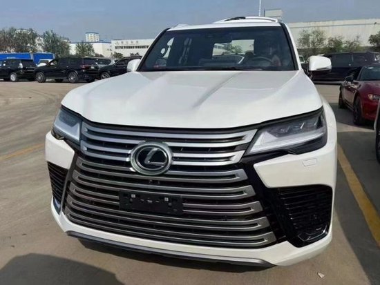 23款雷克萨斯LX600 150余万港口最便宜