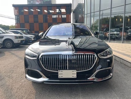 23款加版迈巴赫S580 西安促销直降26.8万