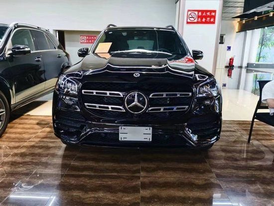 2023款奔驰GLS450全新现车起售价108万