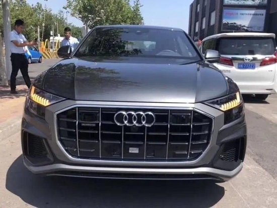 2023款进口奥迪Q8现车最低价优惠出售