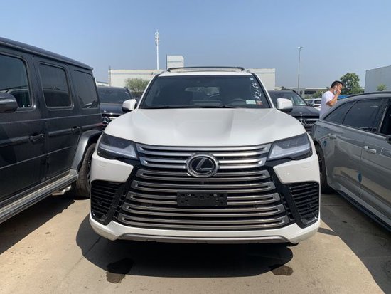 2023款雷克萨斯LX600现车低价热卖出售
