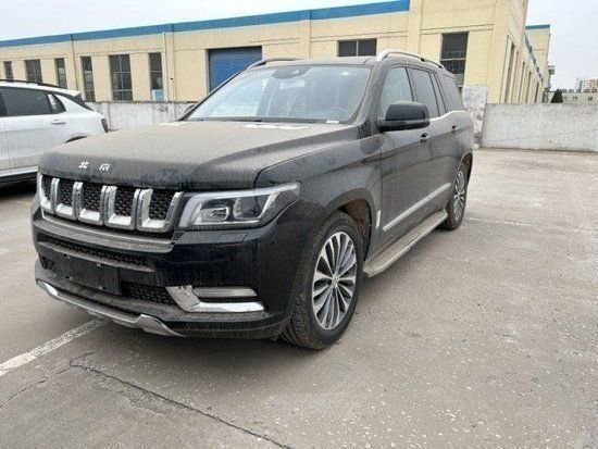 北京BJ90现车3.0T让利中 价格跌至29万