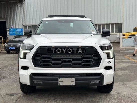 23款丰田红杉超豪华SUV港口最高优惠