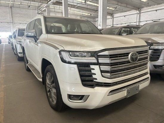 23款丰田酷路泽lc300批发促销现货直营