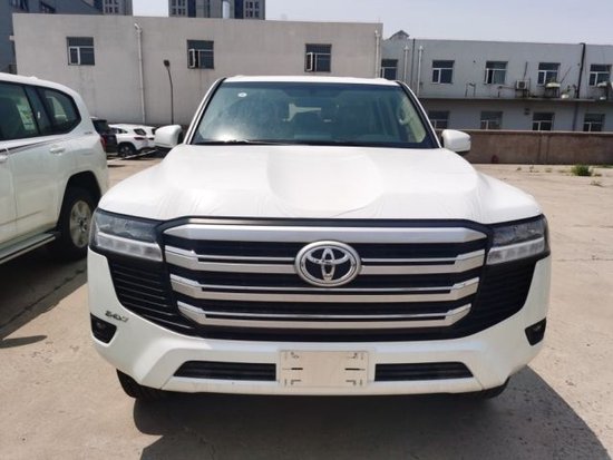 丰田LC300酷路泽4000 西安优惠降价7万