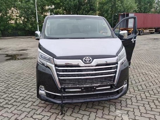 2023款丰田格兰维亚2.8柴油港口最新行情