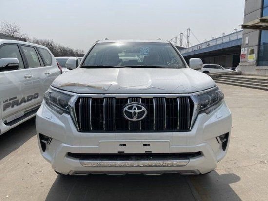 23款丰田霸道2800柴油现车特价52万出售