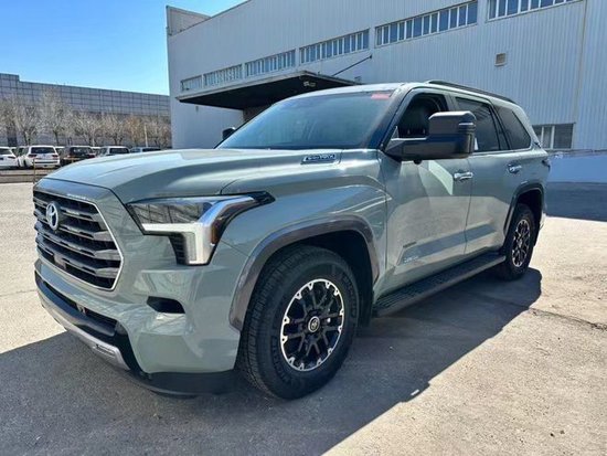 国六新款丰田红杉带混动天津优惠20万