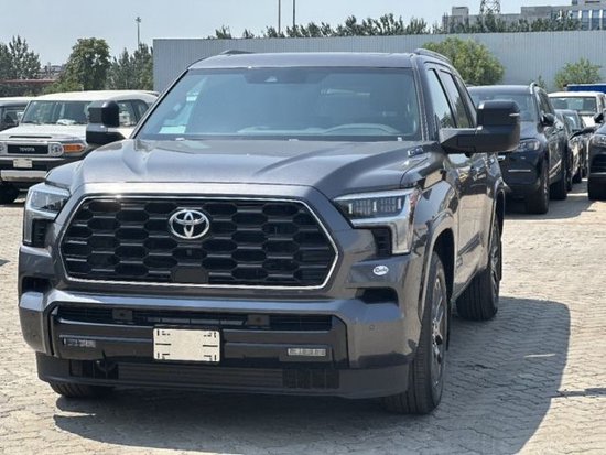 23款丰田红杉3.5T混动现车手续齐95万起