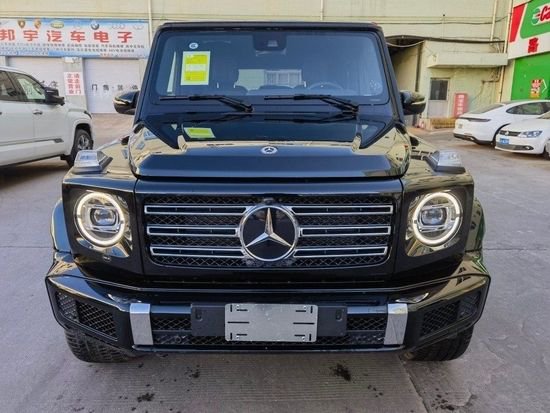 2024款奔驰G400d柴油版现车特惠价出售