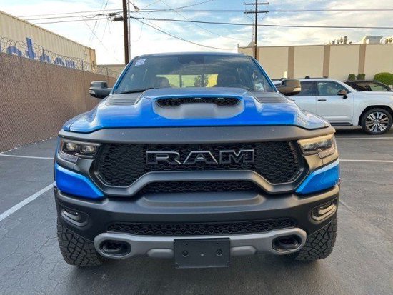 23款道奇霸王龙6.2T电光蓝 最低价格促销