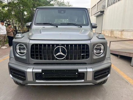 23款奔驰g63本月冲量跌破230万元出售